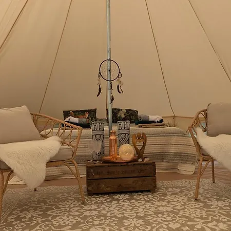 Bell-tent Noord * ラッペーンランタ